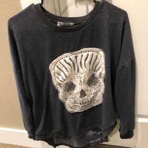 Skull sweatshirt